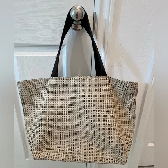 Chiliwich Tan and Black Checkered Tote Bag with Black Handles - Picture 1 of 6